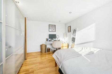 Eden_Harper_-_Josephine_Avenue__London_SW2_2JX_12.