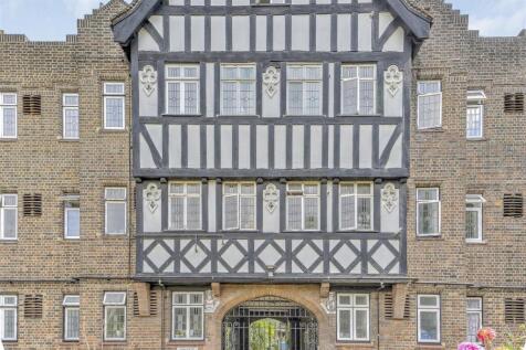 44_Tudor_Close_21...jpg