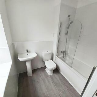 En Suite Bathroom