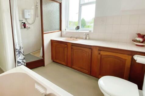 Bathroom/Shower Room W/C