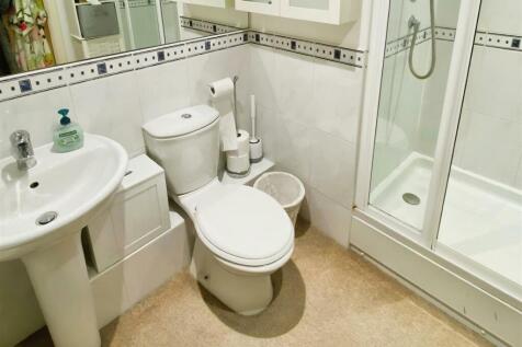 Ensuite Shower Room W/C