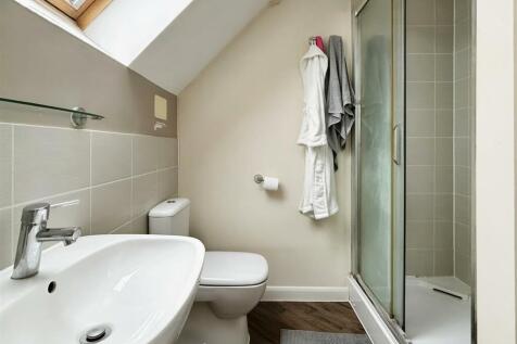 Ensuite Shower Room W/C