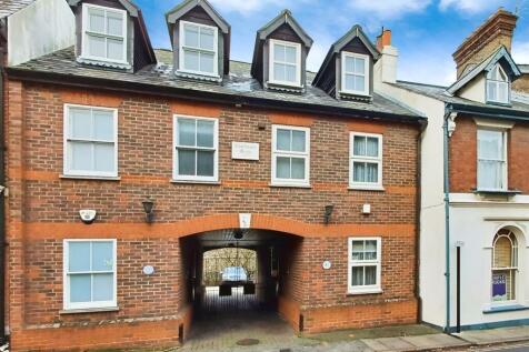 Coachmans Mews