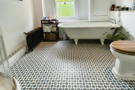 Bathroom/Shower Room W/C