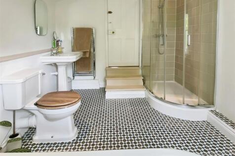 Bathroom/Shower Room W/C