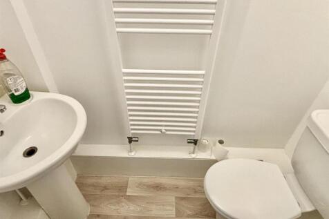 Cloak Room W/C