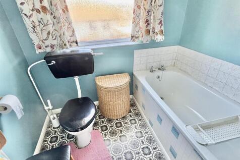 Bathroom W/C