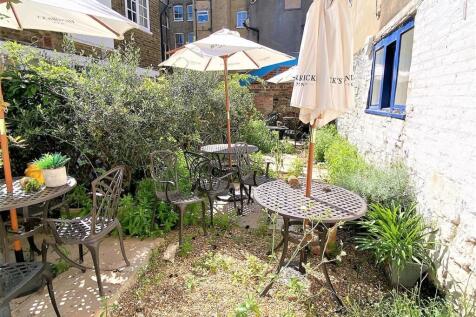 Private Garden