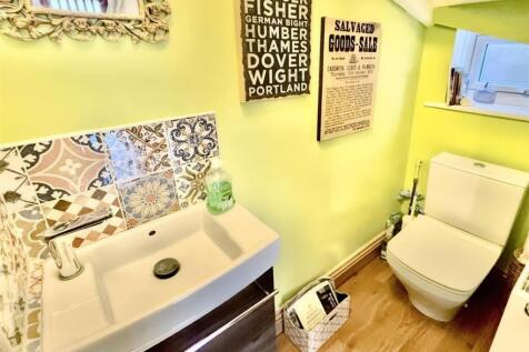 WC/Cloakroom