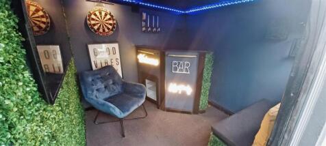 Garden Bar