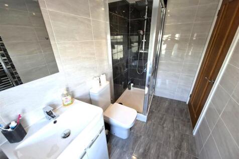 En Suite Shower Room