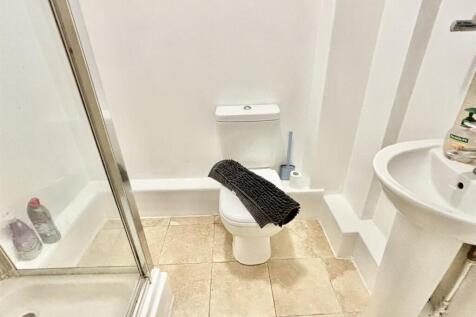 Ensuite Shower W/C