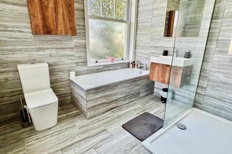 En Suite One