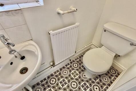 Cloakroom W/C