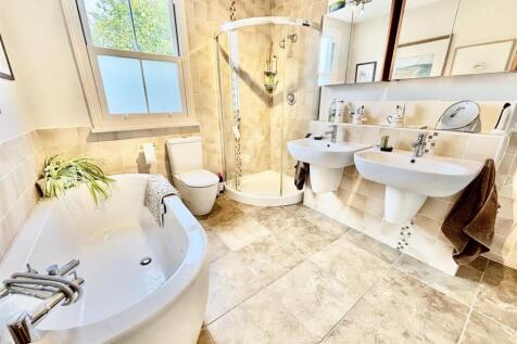 Bathroom / Shower Room W/C