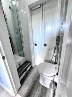 En Suite Shower Room