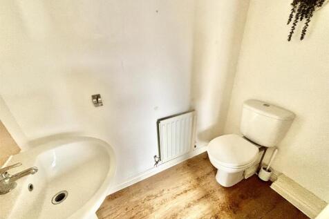 Ensuite Shower Room W/C