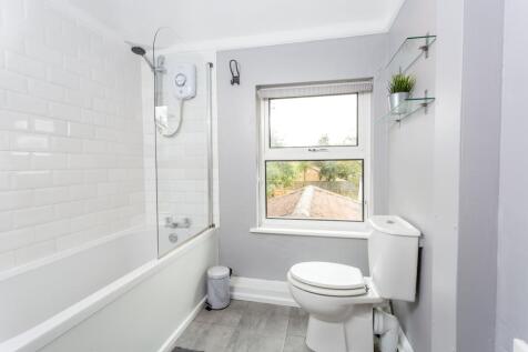Upstairs bathroom