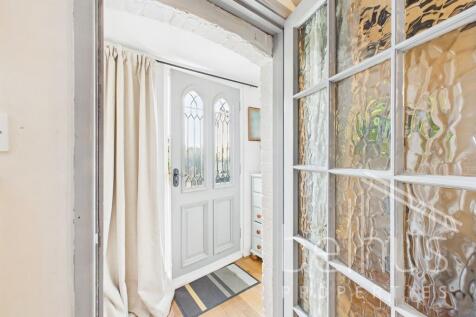 Entrance porch