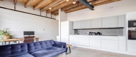 Kitchen / Living Room 