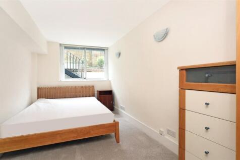 Doubel Bedroom