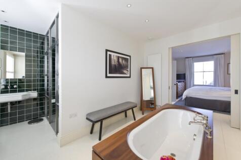 Bathroom alt view
