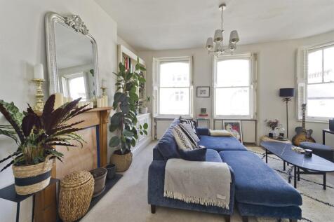 Reception Room alt v