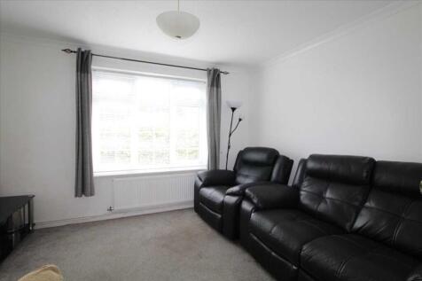 LOUNGE: