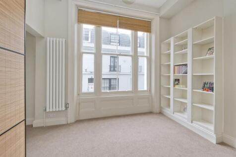 Bedroom&#43;alt&#43;view