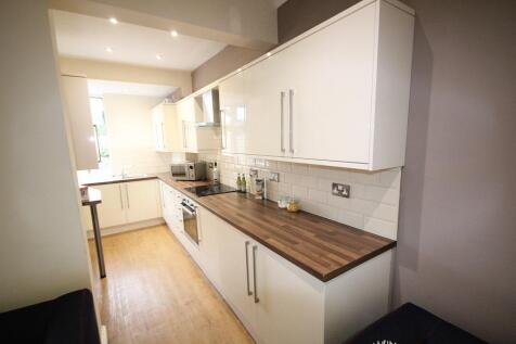 32 Hunter House Road Kitchen .JPG