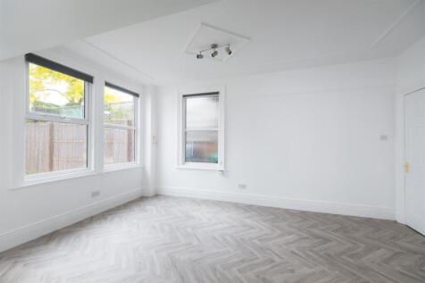 untitled (8 of 23).jpg