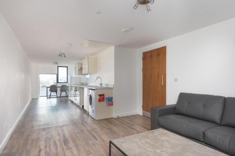 untitled (3 of 8).jpg