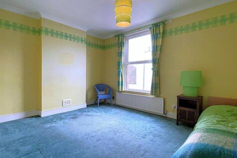 Bedroom1.jpg