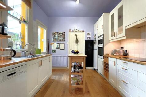 Kitchen.jpg