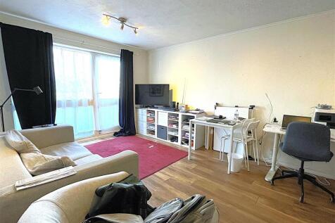 Lounge.1.jpg
