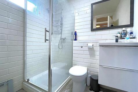 ShowerRoom.jpg