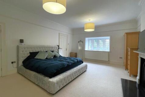 Bedroom1.n.jpg