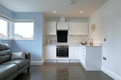 Kitchen.2.jpg
