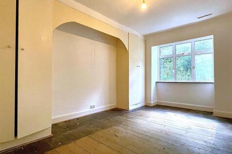 Bedroom1.jpg