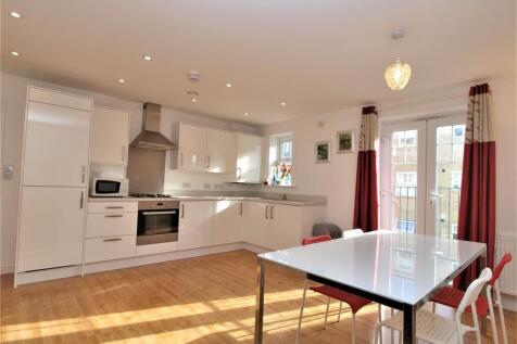Kitchen.DiningArea.jpg