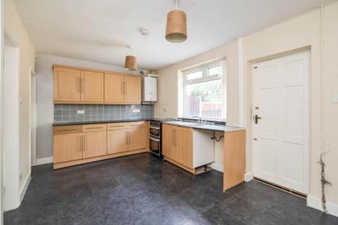 Kitchen / Dining Roo