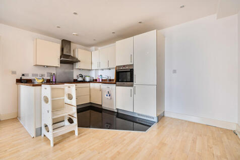 1354354-12-68da80...