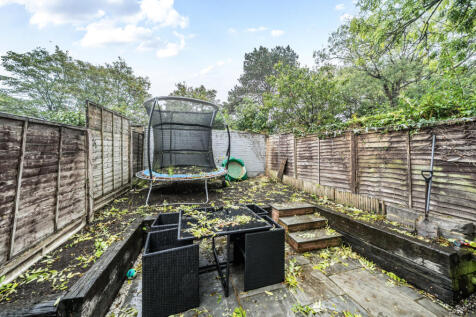 1362883-6-68df9da...