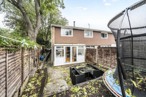 1362883-5-68df9d9...