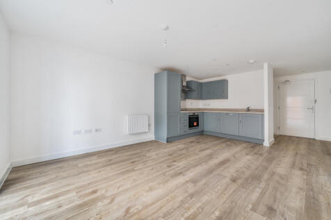 1370510-7-68ef9ec...