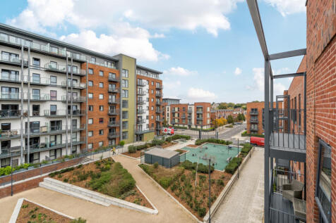 1370510-4-68ef9e9...