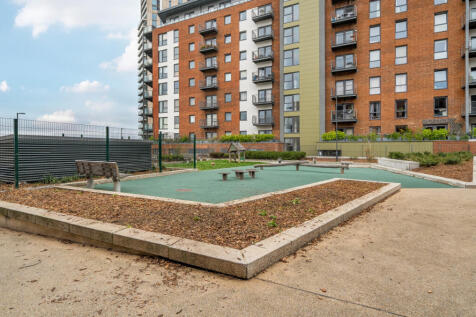 1370510-2-68ef9e8...