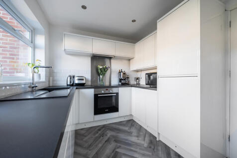 1369680-21-68f0da...