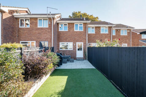 1369680-5-68f0d94...