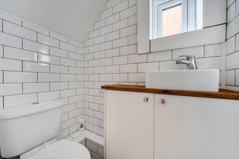 1364282-24-68f76c...